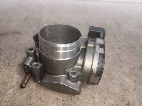 Foto 3ª: Caja Mariposa Volkswagen Passat ALT BERLINA (2002)