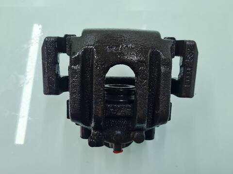 Foto 3ª: Pedal Embrague Bmw Serie 5 518 535D BERLINA 272CV 200KW [M57306D4] (2005)