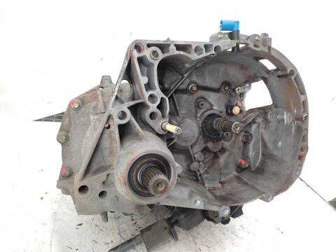 Foto 2ª: Caja Cambios Renault Megane 1.6 16V DA0B DA04 DA11) 107CV 79KW I COACH DA0/1_) [K4M 700,K4M 701,K4M 708,K4M 709] (2000)