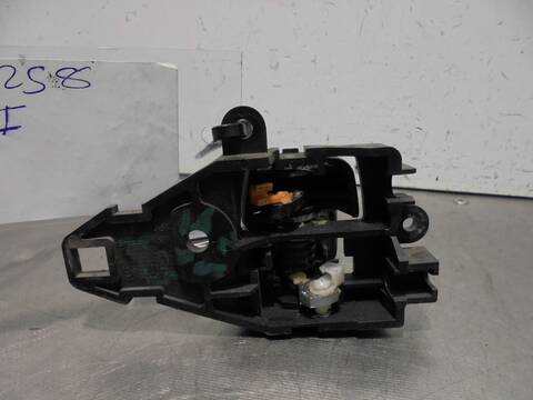Foto 4ª: Maneta Interior Trasera Izquierda Mitsubishi Grandis 2.0 DI-D CAT 136CV 100KW [BSY] (2008)