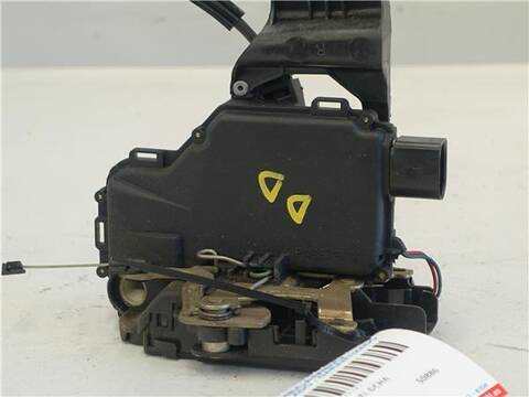 Foto 1ª: Cerradura Puerta Delantera Derecha Volkswagen Passat 1.9 TDI BERLINA 115CV 85KW [AJM] (1999)