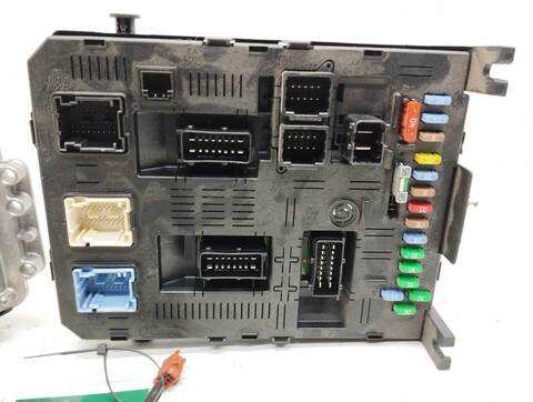 Foto 3ª: Centralita Motor ECU Citroen C5 VTR E) BERLINA 109CV 80KW [9HY] (2005)