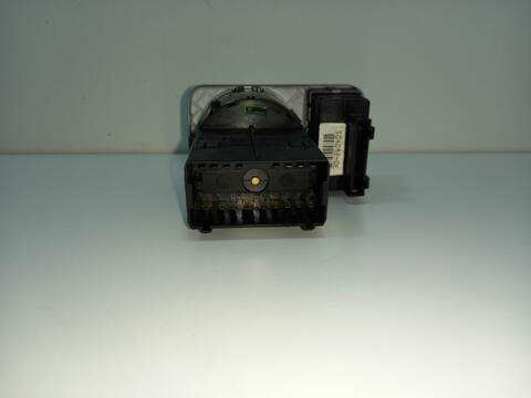 Foto 3ª: Mando Luces Seat Leon AUS (2003)