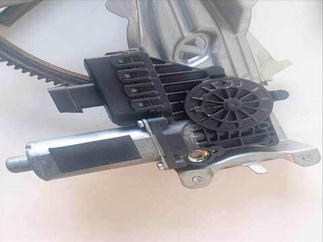 Foto 2ª: Elevalunas Eléctrico Delantero Izquierdo Opel Astra 111 YEARS 110CV (2006)