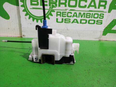 Foto 2ª: Cerradura Puerta Delantera Izquierda Fiat Doblo 1.3 16V M-JET CAT 95CV [330A1000] (2015)