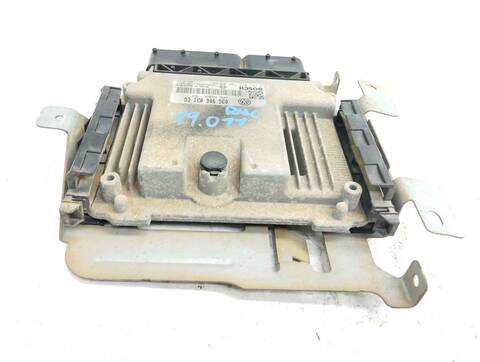 Foto 2ª: Centralita Motor ECU Volkswagen Caddy LIFE 75CV 55KW [BSU] (2007)