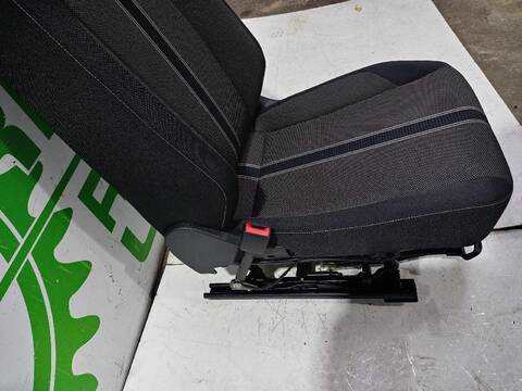 Foto 3ª: Asiento Delantero Izquierdo Volkswagen T-Roc BASIS 110CV [DLAA] (2021)