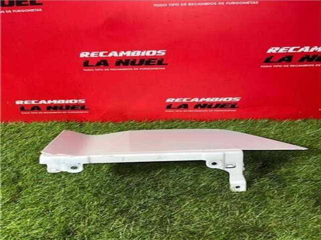 Foto 2ª: Tapa Exterior Combustible Volkswagen Crafter FURGON BM TA FWD KW TDI 140CV 103KW [DAUA] (2019)