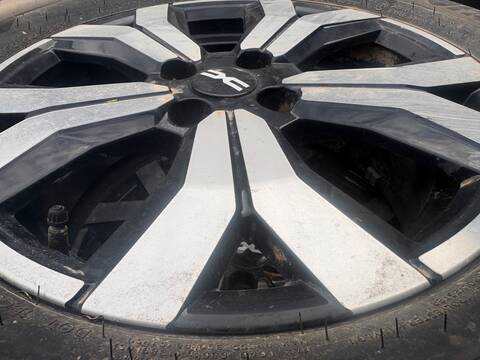 Foto 1ª: LLanta Chapa Dacia Sandero H4DF480 (2023)