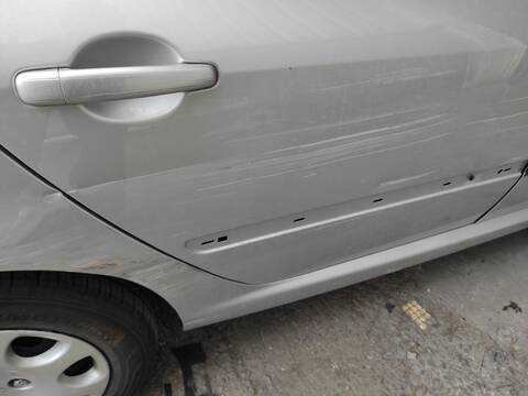 Foto 2ª: Puerta Trasera Derecha Peugeot 307 NFU (2002)