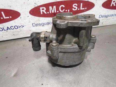 Foto 2ª: Depresor Freno Bomba Vacio Renault Laguna 1.9 DCI DIESEL CAT 100CV 74KW [F9Q N7] (2003)