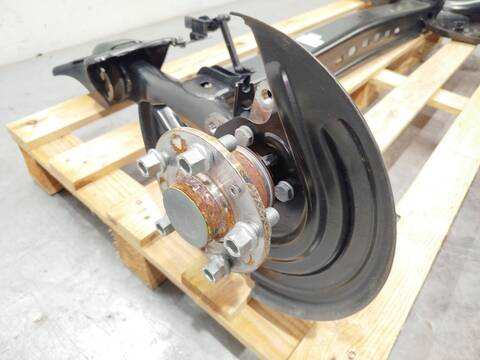 Foto 3ª: Puente Trasero Seat Leon 1.5 ETSI 150CV 110KW [DFYA] (2024)