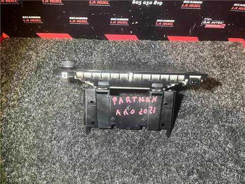 Foto 4ª: Sistema Audio Radio CD Citroen Berlingo BERLINGO M BLUE-HDI FAP 102CV 75KW FURGON [YH01]