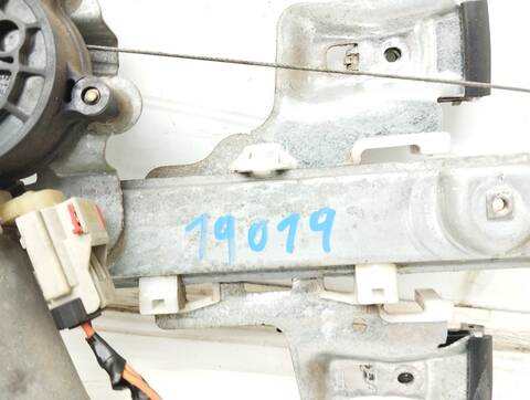 Foto 4ª: Elevalunas Manual Trasero Derecho Chrysler 300 3.0 CRD 218CV 160KW [642982] (2006)