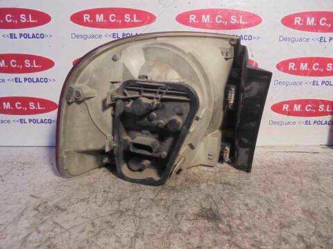 Foto 2ª: Piloto Trasero Derecho Volkswagen Touareg 5.0 V10 TDI CAT AYH) 313CV 230KW (2003)