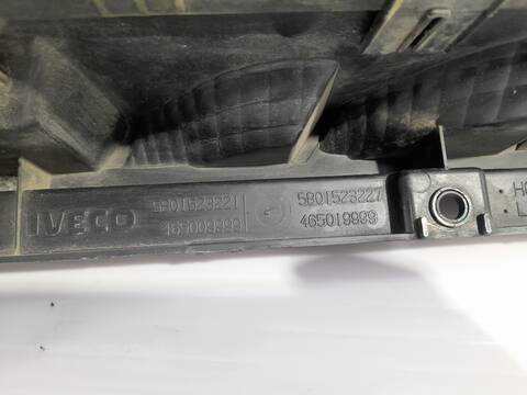 Foto 2ª: Piloto Trasero Derecho Iveco Daily 2.3 DIESEL CAT 126CV 93KW FURGON (2014)