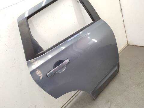 Foto 3ª: Puerta Trasera Derecha Nissan Qashqai 2.0 141CV 104KW [MR20] (2008)