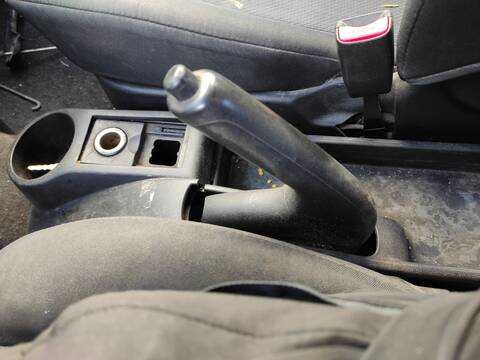 Foto 1ª: Freno de Mano Mazda 2 ZJ BERLINA (2008)