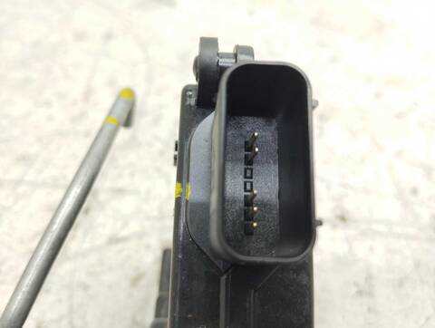 Foto 3ª: Cerradura Puerta Delantera Derecha Kia Xceed DRIVE 136CV 100KW [D4FE] (2020)