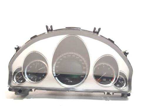Foto 3ª: Cuadro de Instrumentos Mercedes Clase E 180 250 CDI BLUEEFFICIENCY 212.003) 204CV 150KW [651924] (2010)