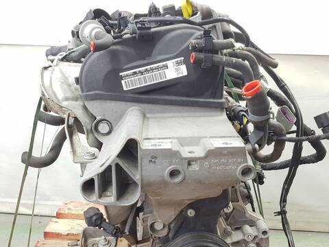 Foto 2ª: Motor Completo Volkswagen Golf ADVANCE (2016)