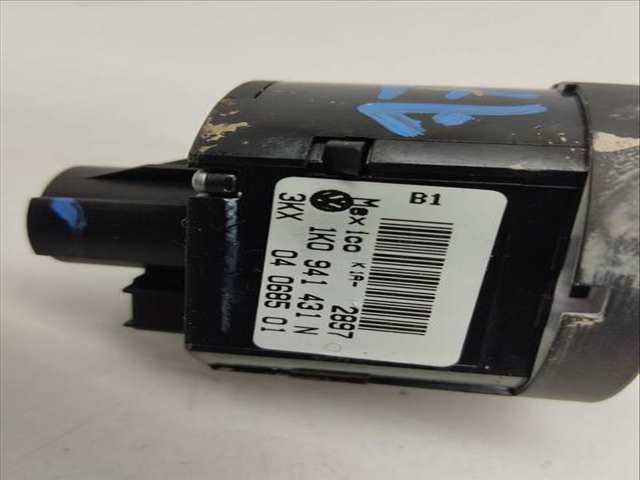 Foto 3ª: Mando Luces Volkswagen Jetta 2.0 TDI 140CV 103KW [BKD] (2008)