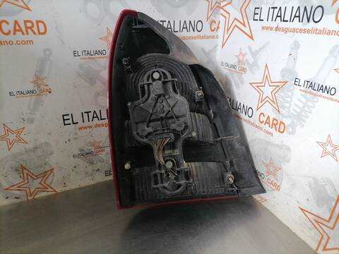 Foto 4ª: Piloto Trasero Derecho Nissan Primera VISIA BERLINA 109CV 80KW [QG16] (2003)