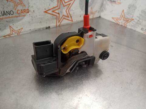 Foto 3ª: Cerradura Puerta Trasera Izquierda Opel Mokka EDITION ECOFLEX 131CV 96KW [A17DTS] (2014)