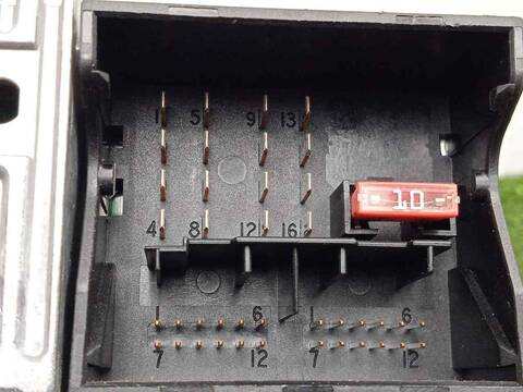 Foto 3ª: Sistema Audio Radio CD Bmw X3 2.0 TD CAT 177CV 130KW [N47D20A] (2008)