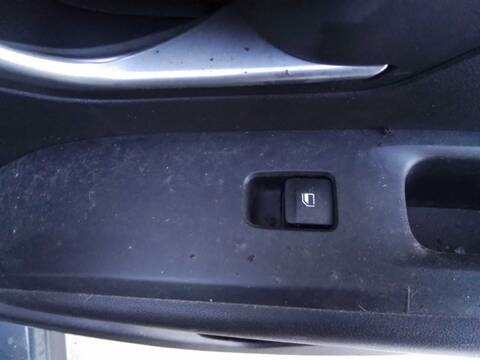 Foto 3ª: Botonera Elevalunas Hyundai Tucson 1.6 CRDI CAT 136CV 100KW [G4FP] (2021)