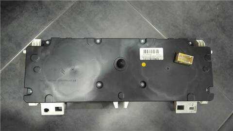 Foto 4ª: Cuadro de Instrumentos Citroen C4 FEEL 12V E-THP - PURETECH] PICASSO 131CV 96KW [THP] (2018)