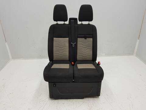 Asiento Delantero Derecho Ford Transit 270 L1 AMBIENTE