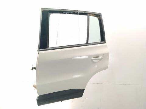 Puerta Trasera Izquierda Volkswagen Tiguan 2.0 TDI 4MOTION 140CV