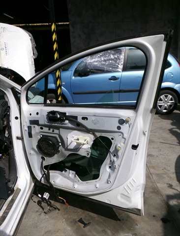 Foto 2ª: Puerta Delantera Derecha Peugeot 3008 1.6 HDI 2013-2016 [BHZ] (2015)