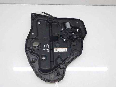 Elevalunas Manual Trasero Izquierdo Mazda CX3 2.0 G CAT 121CV 89KW