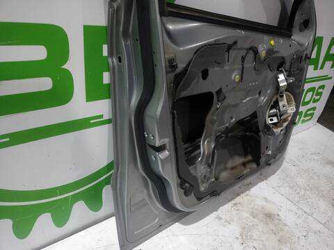 Foto 3ª: Puerta Delantera Izquierda Ford S Max TITANIUM 140CV 103KW CA1) [QXWB] (2006)