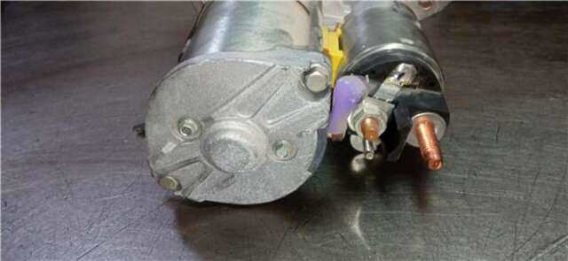 Foto 3ª: Motor de Arranque Dacia Duster 1.0 ACCESS [1.0 LTR. - 74 KW TCE CAT] [H4DE470]
