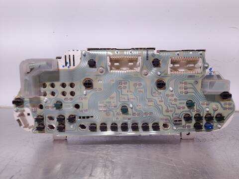 Foto 3ª: Cuadro de Instrumentos Volvo V40 1.9 D 95CV 70KW FAMILIAR [D4192T2] (1999)