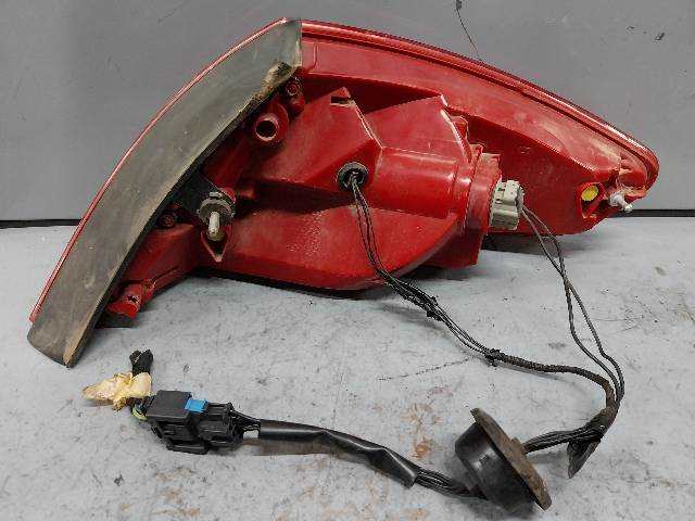 Foto 2ª: Piloto Trasero Izquierdo Peugeot 307 2.0 G CC [G-RFN] (2004)