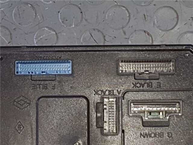 Foto 3ª: Centralita Motor ECU Renault Megane 1.5 AUTHENTIQUE [1.5 LTR. - 63 KW DCI DIESEL CAT] III BERLINA 5P (2008-_)