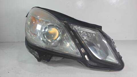 Faro Derecho Mercedes Clase E 180 651924