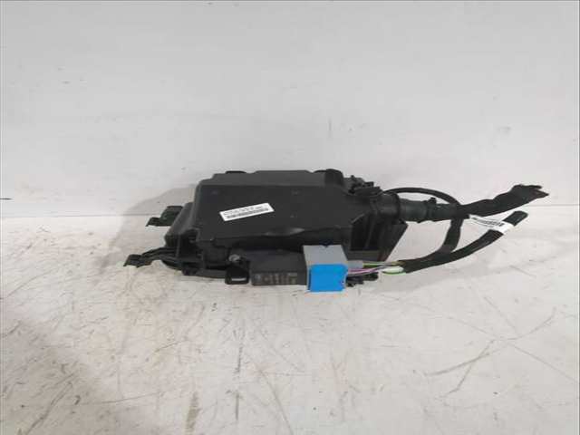 Foto 3ª: Caja Reles Fusibles Peugeot Rifter 1.5 BLUEHDI 100 102CV 75KW [YHT (DV5RCF),YHY (DV5RD)] (2024)