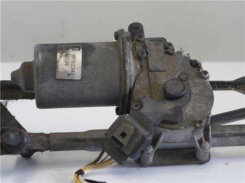 Foto 2ª: Motor Limpia Delantero Opel Corsa 1.4 90CV 66KW [Z 14 XEP] (2007)