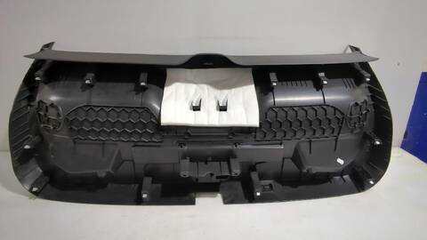 Foto 3ª: Tapizados Cartoneras Volkswagen T-Roc 1.6 TDI 115CV [DGTE] (2017)