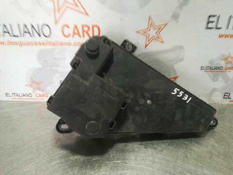 Foto 2ª: Caja Reles Fusibles Bmw Serie 5 518 520 D BERLINA 163CV 120KW [M47N204D5] (2006)