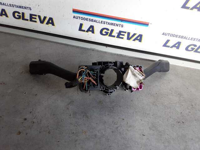Foto 2ª: Mando Multifuncion Seat Alhambra 1.9 TDI 115CV 0CV [BVK] (2006)