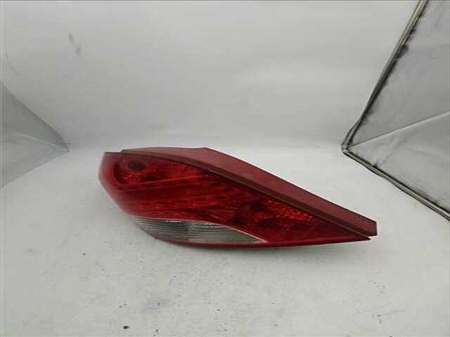 Piloto Trasero Izquierdo Peugeot 207 1.4 SPORT [1.4 LTR. - 65 KW 16V CAT (KFU - ET3J4)]