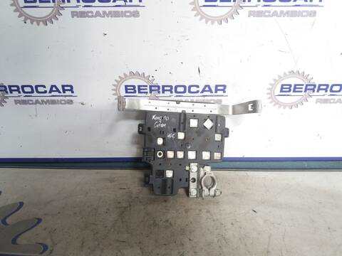 Foto 3ª: Caja Reles Fusibles Renault Kangoo 1.5 DCI DIESEL FAP 75CV 55KW [M/D K9K B6] (2015)