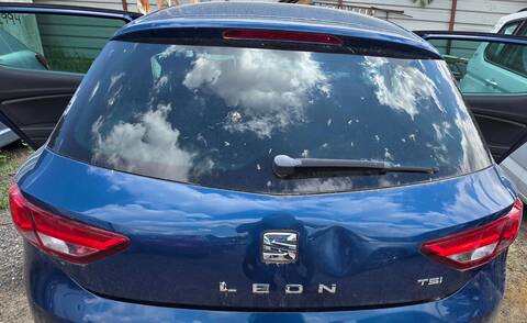 Portón Seat Leon STYLE CONNECT 110CV 81KW