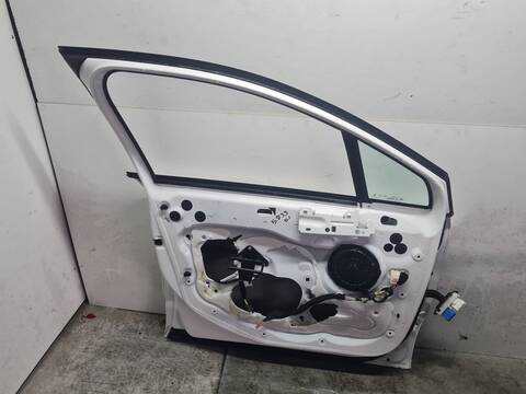 Foto 2ª: Puerta Delantera Izquierda Citroen C4 COLLECTION 114CV 84KW [9H05] (2014)